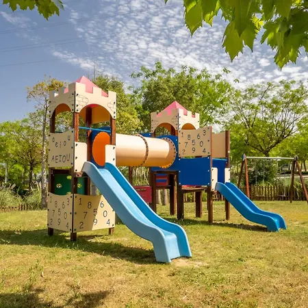 Alcazaba Lagoon 2425 Luxury Private