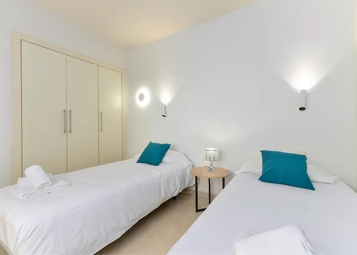 Alcazaba Lagoon 2425 Luxury Private * Estepona